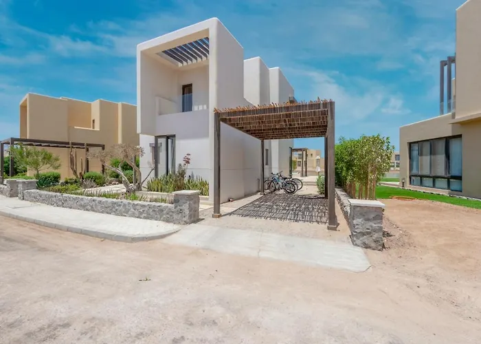Comfy 3br Standalone In Tawila, El Gouna. Lagoon & Pool Access Villa *